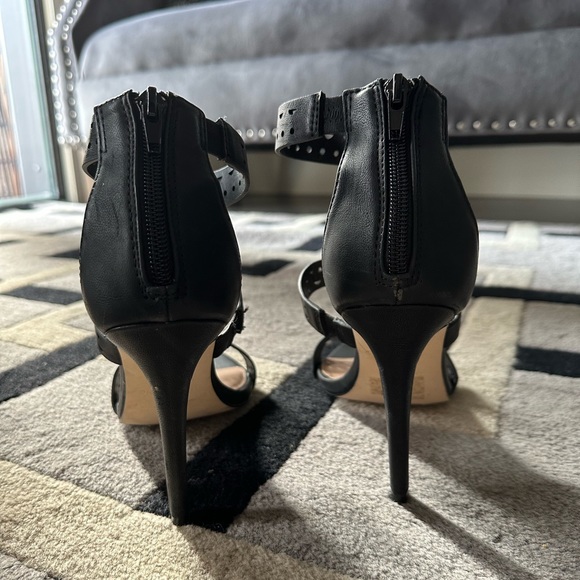 Call it Spring Heels - Picture 4 of 5